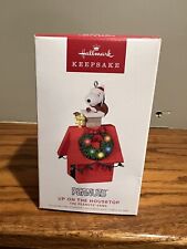 Hallmark Keepsake Peanuts Snoopy Up On the Housetop Musical Ornament Lights 2022 picture