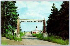 Postcard Entrance to Pemaquid Point Lighthouse Park, Maine D156 picture