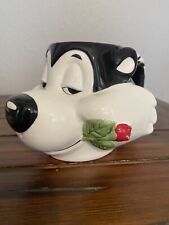 Vintage Looney Tunes Pepe le Pew 3D Coffee Cup Mug Ceramic Rose EXCELLENT 1993 picture