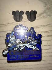 Disneyland 1/2 Marathon Trading Pin 13.1 Miles 2016 Limited Release Mickey Pluto picture