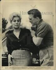 1960 Press Photo Kim Novak, Kirk Douglas in 