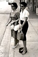 LD361 1960 Orig Bob East Photo LADIES HITCHHIKING Chic Lovely Housewives Miami picture