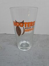 2 HOOTERS MAKES YOU HAPPY COLLECTIBLE 16OZ PINT GLASS (NEW) 2 pack picture