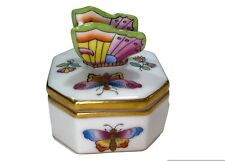 Small HEREND of Hungary Vintage Butterfly Trinket Box Signed & Numbered picture