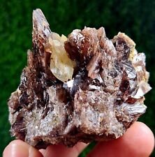 142grams A stunning piece superb lustrous piece of hexanite specimen cluster picture