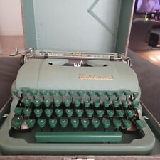 1954 Underwood De Luxe  Portable Typewriter Green Teal W/ Case, Nice picture