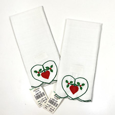 Vintage W.C. IMPORTS Embroidered Napkins Holly Heart Holiday Design Set 2 NWT picture