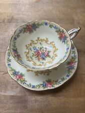 PARAGON MINUET Double Warrant TEACUP & SAUCER Bone China Roses Needlepoint picture
