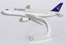Air Astana Kazakhstan Airbus A320 1/200 scale desk model NEW picture