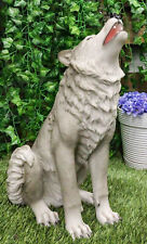 Large Howling Wolf Statue 18