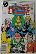 JUSTICE LEAGUE #1  First Printing 1ST APPEARANCE MAXWELL LORD WW 84 Villain picture