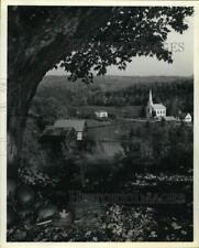 Press Photo Church and Barns at South Woodbury, Vermont Autumn Landscape picture