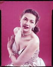Photo:Image from LOOK - Job 52-Quick titled Yvonne de Carlo picture
