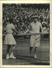 1938 Press Photo Helen Wills Moody after beating Helen Jacobs at Wimbledon Match picture