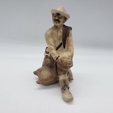 Colombiana Del Alfar Enrique Gomez Campuzano (Gomar) Figurine  7.75