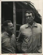 1968 Press Photo Movie Directors Clark and McLaglen - hca79571 picture