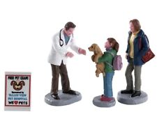LEMAX-CHARLEY THE VET -Holiday Village -4 piece Set picture