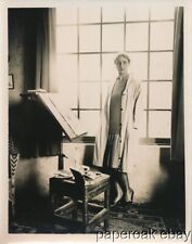 Original 1920's Photo Of Helen Wills Tennis Star In Her Art Studio picture