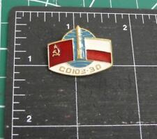 Russian / Soviet USSR / CCCP Poland  Interkosmos Soyuz 30 Space pin badge picture