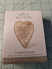 Hallmark: A Mother's Heart - 2015 Keepsake Ornament Z16 picture
