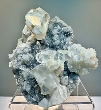 Calcite On Chalcedony Apophyllite Minerals Specimen picture