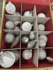 Gorgeous Lot Of 21 Silver Glitter Sparkle White Ornaments Christmas picture
