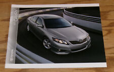 Original 2011 Toyota Camry Deluxe Sales Brochure 11 LE SE XLE picture