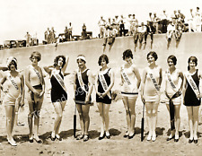 1927 Bathing Beauties, Long Beach, California #2 Old Photo 8.5