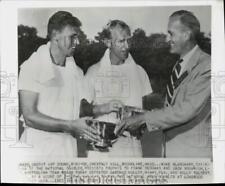 1950 Press Photo Mike Blanchard gives trophies to Frank Sedgman & Jack Bromwich picture