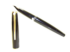 NR MINT MONTBLANC 320 Black & Gold Pistonfill Fountain Pen Flexy 14K F / Fine picture