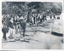 1960 Rome Italy Students Demonstrated near Australian Embassy Press Photo picture