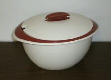 Tupperware Insulated Oval 3 pc Heat & Serve Bowls #4994A & #4995A and Lid #4948B picture