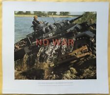 WWII ORIGINAL GERMAN COLOR PHOTO PRINT SMALL POSTER 37cm x 32cm PANZER TANK CREW picture