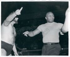 1957 Wrestler Ivan Kalmikoff Arguing with Boxer Joe Walcott Press Photo picture