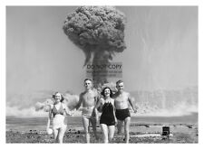 TWO ROMANTIC COUPLES IN FRONT OF NUCLEAR ATOMIC BOMB TEST 5X7 PHOTO picture
