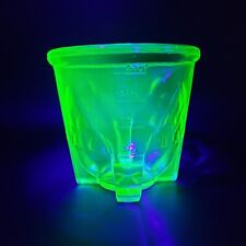 VTG DEPRESSION GLASS GREEN VASELINE FOOTED MEASURING BOWL 2 CUP MINT CONDITION picture