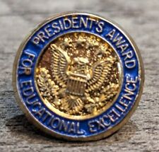 President's Award For Educational Excellence Students Gold/Blue Lapel Pin picture