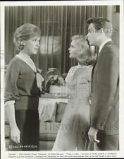 1963 Press Photo Edie Adams, Carol Lynley and Dean Jones in film scene picture