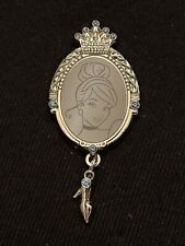 Disney HKDL CINDERELLA Princess jeweled frame dangle pin picture