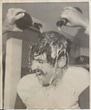 1972 Press Photo Oakland A’s Win World Series Rollie Fingers Champagne Drenched picture