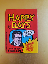 ONE PACK - 1976 TOPPS HAPPY DAYS TRADING CARDS TV SHOW / OPENED WRAPPER NO GUM picture
