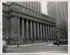 1949 Press Photo Exterior view of the Courthouse building in New York City picture