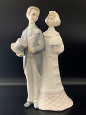 Retired LLadro Spain Figurine # 4808 Wedding Bride and Groom Glossy picture