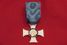 PRUSSIA  GERMAN EMPIRE WWI MEDAL ORDER OF THE CROWN 3rd CLASS - PEACETIME picture