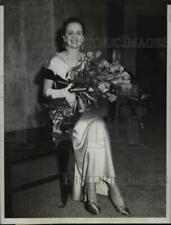 1933 Press Photo Blanche Waddell of Illinois University Big 10 Beauty Queen picture