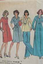 McCALL'S 4969 MISSES TEEN FRONT SHAPED YOKE DRESS & TOP PATTERN SIZE 10 picture