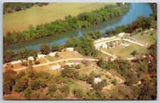 Ozarks Missouri~Upper Lake Taneycomo~Birdseye Riverlake Resort~1960s Postcard picture