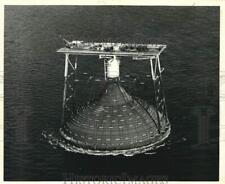 1972 Press Photo Underwater Oil Storage Tanks offshore from Dubai - noc01100 picture