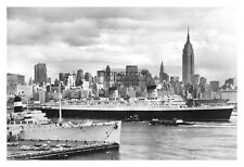 RMS QUEEN ELIZABETH WHITE STAR CRUISESHIP ON HER LAST VOYAGE NEW YORK 4X6 PHOTO picture