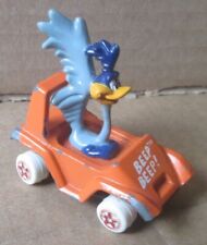 Looney Tunes ROAD RUNNER Roadrunner PVC Figure in ERTL Beep car 2.5